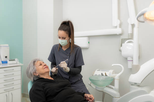 Best Cracked Tooth Emergency Dentist  in Waterman, IL